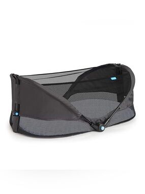 Munchkin Brica Fold ’n Go Travel Bassinet